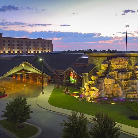 Cherokee Casino West Siloam Springs Resort Экстерьер фото
